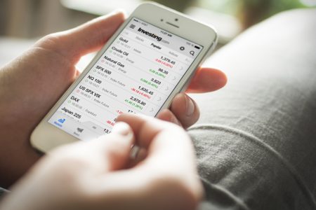 USD/MXN dips as Fed rate hike cycle nears end, Banxico holds steady