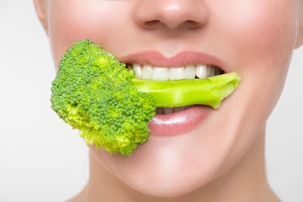 ‘Do I Have Broccoli In My Teeth?’ How To Give—And Receive—Advice Better