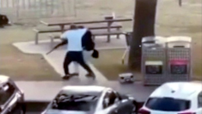 ‘Hero’ who tackled Bondi gunman draws global praise